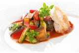 Chicken breast with ratatouille vegetables Victus